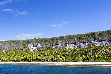 Rising to 260 feet above sea level, Makatea is a raised coral atoll with fresh water, Tuamotus, French Polynesia, South Pacific, Pacific