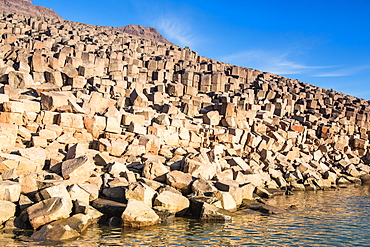 Columnar basalt, Vikingbukta (Viking Bay), Scoresbysund, Northeast Greenland, Polar Regions