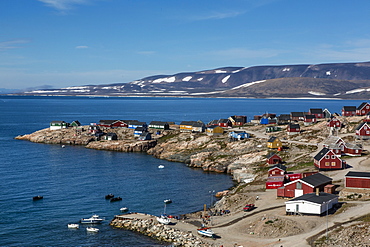 Inuit village, Ittoqqortoormiit, Scoresbysund, Northeast Greenland, Polar Regions