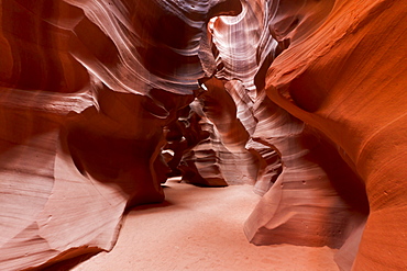 Upper Antelope Canyon (Tse' bighanilini), LeChee Chapter, Navajo Nation, Arizona, United States of America, North America