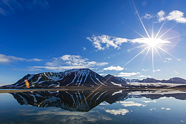 Gashamna (Goose Bay), Hornsund, Spitsbergen Island, Svalbard Archipelago, Norway, Scandinavia, Europe 