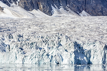 Tidewater glacier, Hornsund, Spitsbergen, Svalbard Archipelago, Norway, Scandinavia, Europe 