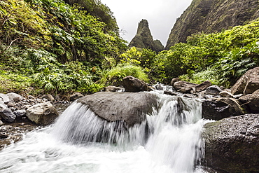 Waterfall in Iao Valley State Park, Maui, Hawaii, United States of America, Pacific 