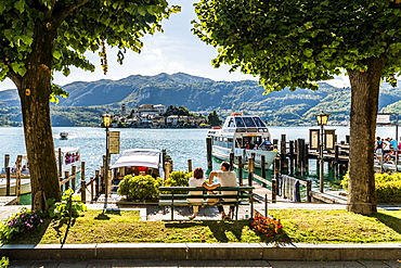 Jetty at Lake Orta, Isola San Giulio in background, Orta San Giulio, Piedmont, Italy