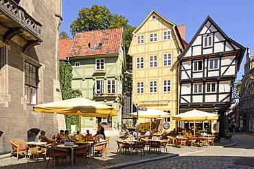 Half-timbered houses and Cafe at Hoken, Quedlinburg, Harz, Saxony-Anhalt, Germany, Europe