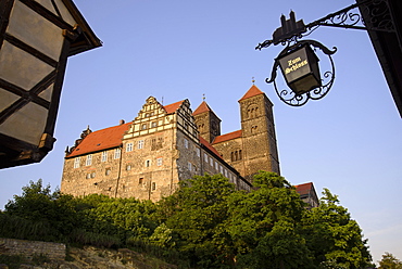 Castle and Collegiate Church of St Servatius on Schlossberg, Quedlinburg, Harz, Saxony-Anhalt, Germany, Europe