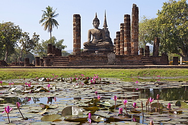 Temple in Sukhothai Historical Park UNESCO World Heritage Site, Sukothai Province, Thailand, Asia