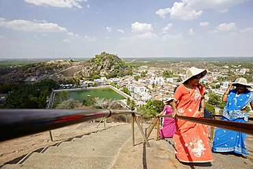Ascent to the statue of Gommateshvara Bahubali, Shravanabelagola, Karnataka, India
