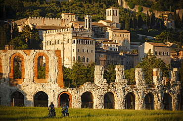 Teatro Romano, Roman theatre and Palazzo dei Consoli town hall, St. Francis of Assisi, Via Francigena di San Francesco, St. Francis Way, Gubbio, province of Perugia, Umbria, Italy, Europe