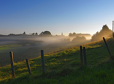 Scenery in morning fog, Rimsting, Chiemgau, Bavaria, Germany