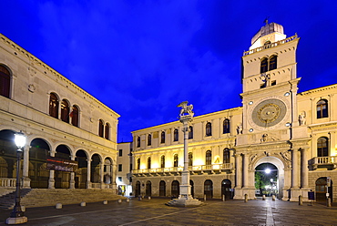 Torre dell Orologio, Piazza dei Signori, Padua, Veneto, Italy