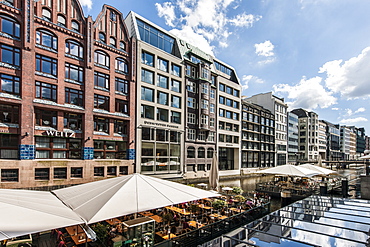 Cafes beside Bleichenfleet, Hamburg, Germany