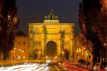 Triumphal arch, Siegestor at night, Munich, Upper Bavaria, Bavaria, Germany