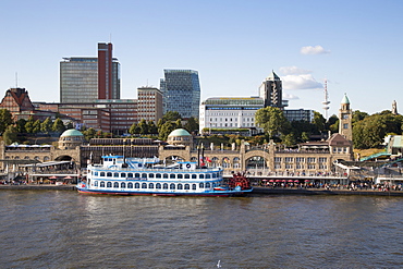 Paddle steamer Louisiana Star at St. Pauli Landungsbruecken pier, Hamburg, Hamburg, Germany