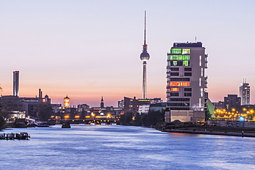 Skyline Berlin and river Spree, View from the Oberbaum bridge towards Media Spree, Skyscraper Living Levels, Mercedes, Berlin, Germany