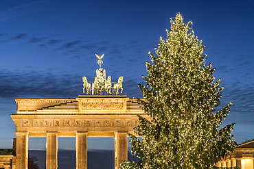 Christmas Tree on Pariser Platz and Brandenburg Gate, Berlin Germany