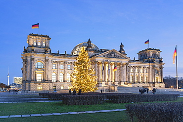 Reichstag with Christmas tree and Christmas Illuminations, Berlin, Germany