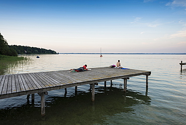 Evening mood near Gstadt, Chiemsee, Chiemgau, Upper Bavaria, Bavaria, Germany