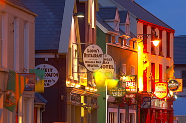 outdoor photo, early evening in the streets of Dingle, Dingle Peninsula, County Kerry, Ireland, Europe