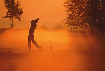 Male Golfer in morning mood