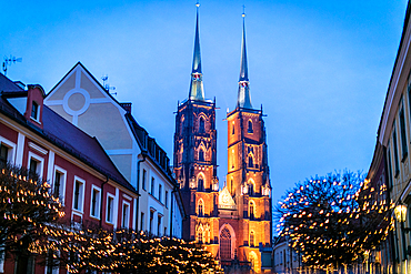 Wroclaw Cathedral in the evening, St. John the Baptist Cathedral, Cathedral Island, Ostrów Tumski, Wroclaw, Poland, Europe