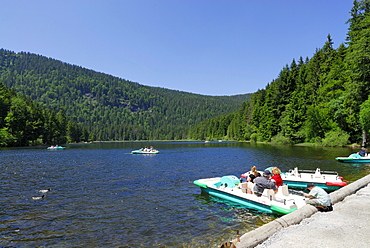 Pedal boats on Great Arber Lake, Bavarian Forest National Park, Lower Bavaria, Bavaria, Germany