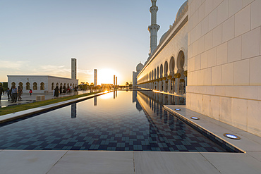 Sheikh Zayed Grand Mosque, Abu Dhabi, United Arab Emirates