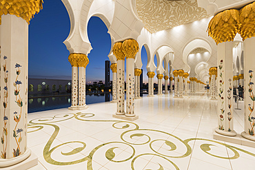 Sheikh Zayed Grand Mosque, Abu Dhabi, United Arab Emirates