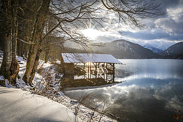 Jetty on the Alpsee near Hohenschwangau, Schwangau, Allgäu, Bavaria, Germany