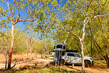 Off-road campers on a pitch in the outback, near Edith Falls, Northern Territory, Australia