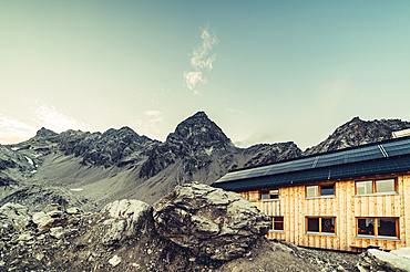 Sunset Totalphütte in the Rätikon above the Lünersee, Vorarlberg, Austria, Europe