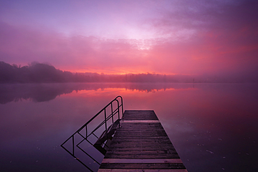 Early autumn morning at Dietlhofer See, Weilheim, Bavaria, Germany