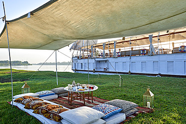 lazulli boat,egypt,river nile,deck,table,teatime