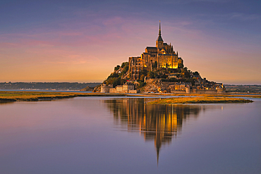 Mont St-Michel in the evening light, Dept, Manche, France, Europe