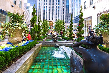 New York City, Manhattan, Midtown, Rockefeller Center, Channel Gardens, General Electric Building