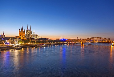 Cologne, city view from the Deutzer Bridge on Groß St, Martin, Cologne Cathedral, Hohenzollern Bridge and the Rhine