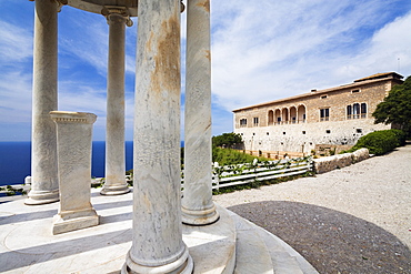 Son Marroig, Manor House with Ionic temple, Tramuntana Mountains, Mediterranean Sea, Mallorca, Balearic Islands, Spain, Europe