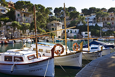 Boats at the landing stage at the harbour of Cala Figuera, Mallorca, Balearic Islands, Mediterranean Sea, Spain, Europe