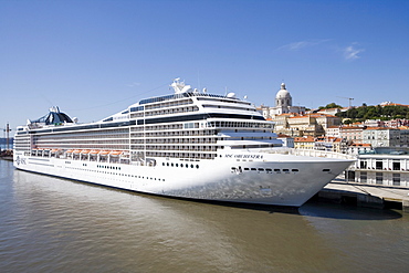 Cruiseship MSC Orchestra in the harbour, Lisbon, Lisboa, Portugal, Europe