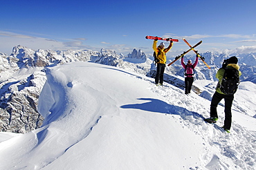 Ski Tour, Duerrenstein, Hochpuster Valley, South Tyrol, Italy, model released