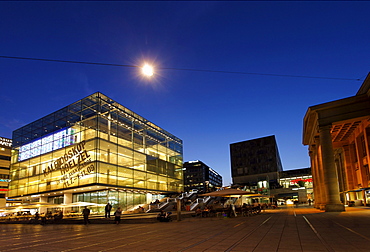 Illuminated Kunstmuseum at castle square in the evening, Stuttgart, Baden-Wurttemberg, Germany