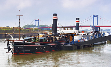 Paddle steamer (Radschleppdampfer) Oskar Huber, Museum of German Inland Navigation, Port of the museum, Duisburg-Ruhrort, Ruhrgebiet, North Rhine-Westphalia, Germany, Europe