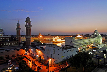 Golden Temple at dusk, Sikh holy place, Amritsar, Punjab, India, Asia