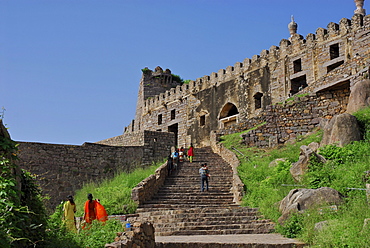 People in front of the Golconda Fort, Hyderabad, Andhra Pradesh, India, Asia