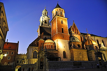 The illuminated Wawel cathedral in the evening, Krakow, Poland, Europe