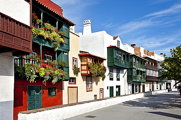 Houses with wooden balconies at the seaside promenade, Santa Cruz, La Palma, Canary Islands, Spain, Europe