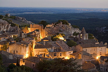 The ancient village Les-Baux-de-Provence in the evening, Vaucluse, Provence, France