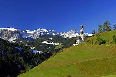 Church St. Barbara with Geisler-Puez range, valley Gadertal, Dolomites, South Tyrol, Italy