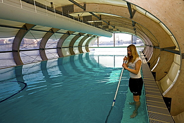 Badeschiff, cleaning the floating swimming pool, Berlin