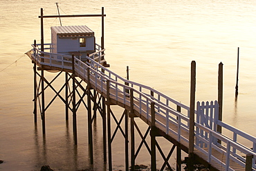 Sunset and fishing hut, The Way of Saint James, Chemins de Saint-Jacques, Via Turonensis, Talmont sur Gironde, Dept. Charente-Maritime, RâˆšÃ‰Â¬Â©gion Poitou-Charentes, France, Europe